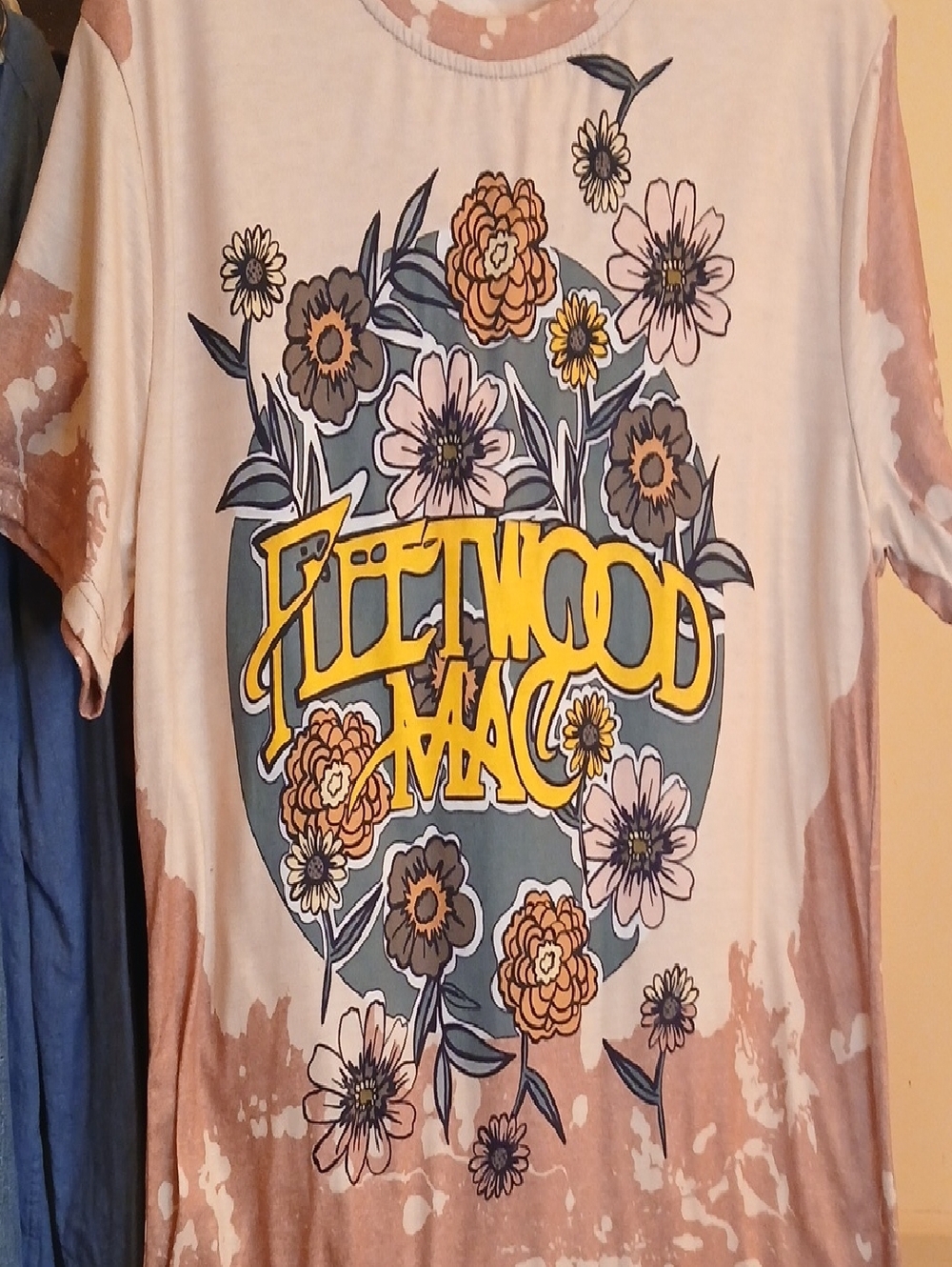 Fleetwood Mac Graphic Tee - Yellow & Cream Floral Design,szM